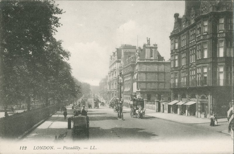 Piccadilly, Londra by English Photographer