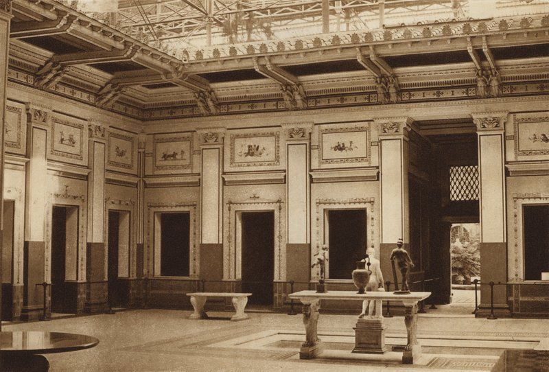 Pompeius Mahkemesi by English Photographer