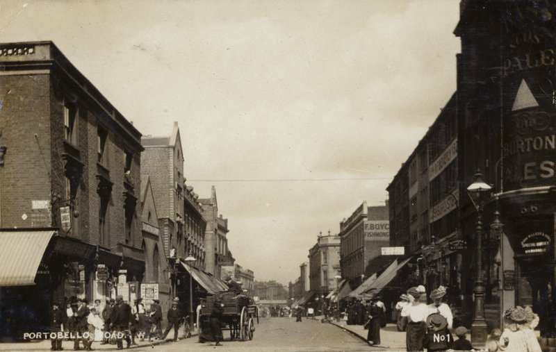 Portobello Yolu, K by English Photographer
