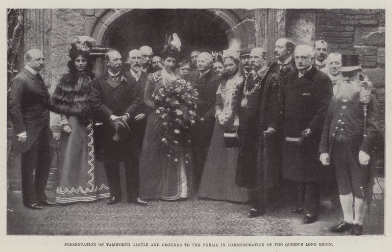 Kraliçelerin Uzun Hükümdarlığının Anısına Tamworth Kalesi ve Zeminlerinin Halka Sunulması, 27 Mayıs 1899 by English Photographer