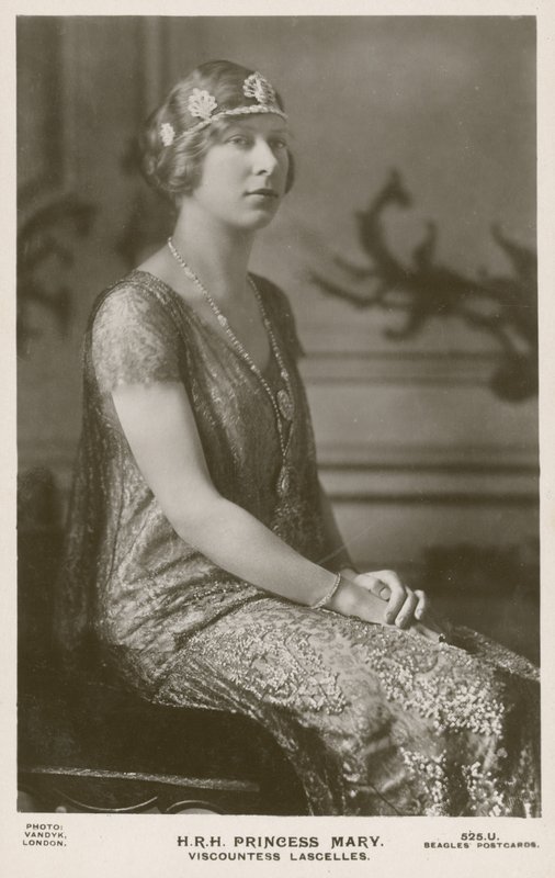 Prenses Mary, Vikontes Lascelles (s/b fotoğraf) by English Photographer