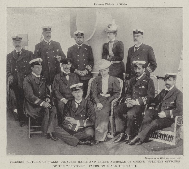 Galler Prensesi Victoria, Yunanistan Prensesi Marie ve Prens Nicholas, Osborne Subaylarıyla birlikte Yat