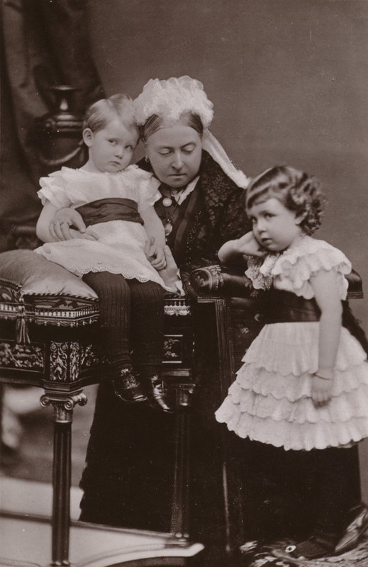 Kraliçe Viktorya by English Photographer
