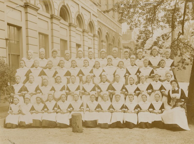 Kızlar için St Marylebone Yardım Okulu by English Photographer
