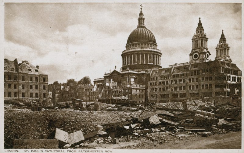 St Pauls Katedrali, Londra, Paternoster Row