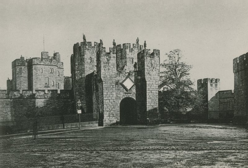 Barbican, Alnwick Kalesi by English Photographer
