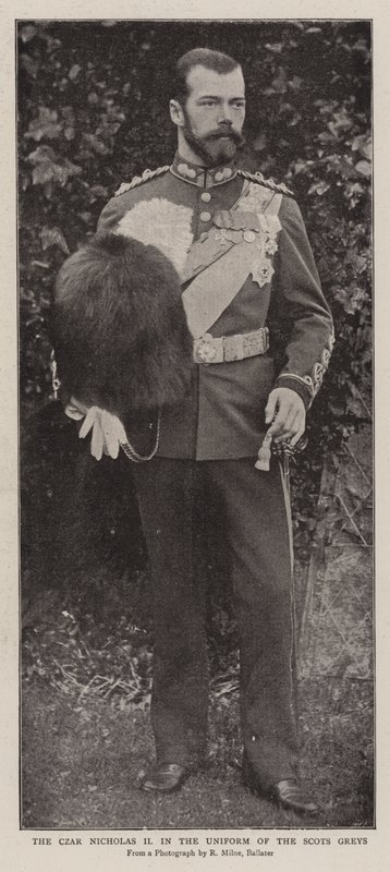 İskoç Grileri Üniformalı Çar II. Nicholas by English Photographer