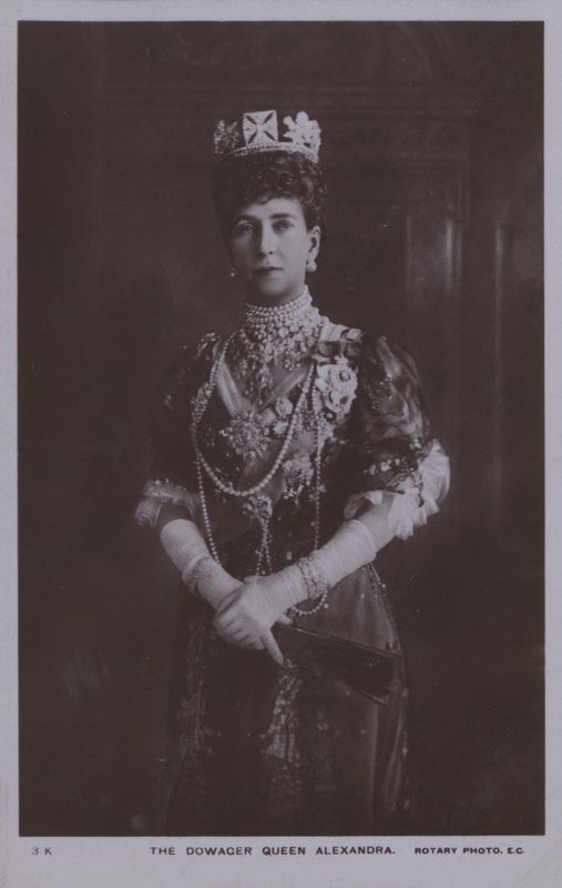 Dowager Queen Alexandra (s/b fotoğraf) by English Photographer