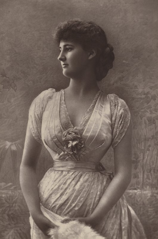 Leinster Düşesi by English Photographer