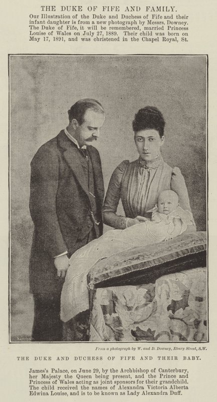Fife Dükü ve Düşesi ve Bebekleri by English Photographer