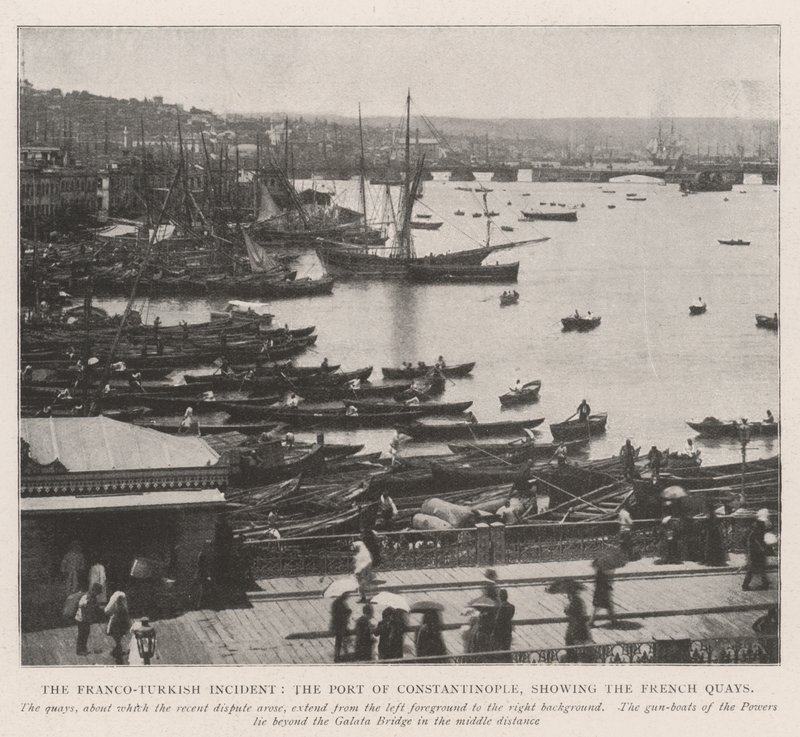 Fransız-Türk Olayı, Konstantinopolis Limanı, Fransız Rıhtımlarını Gösteriyor by English Photographer