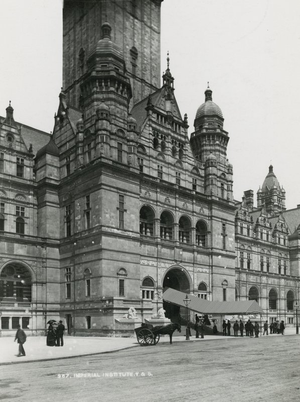 Imperial Institute, South Kensington, Londra by English Photographer