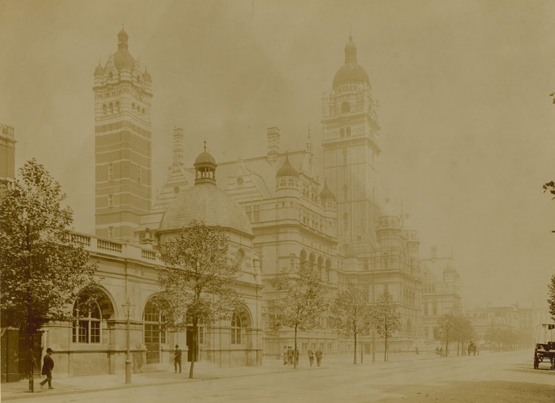 Imperial Institute, South Kensington, Londra by English Photographer