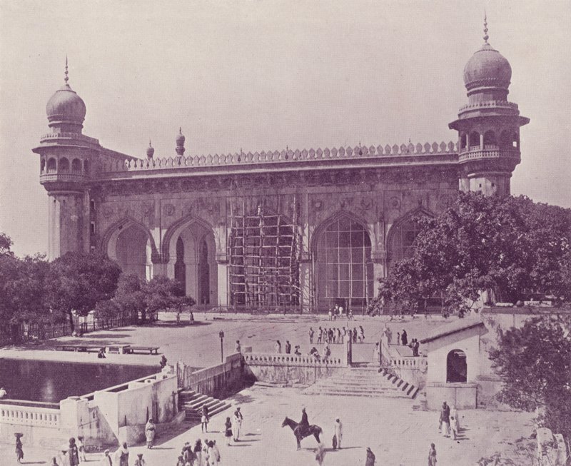 Jumma Musjid, Haydarabad by English Photographer