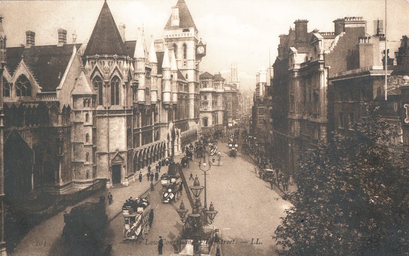 Hukuk Mahkemeleri, Fleet Caddesi by English Photographer