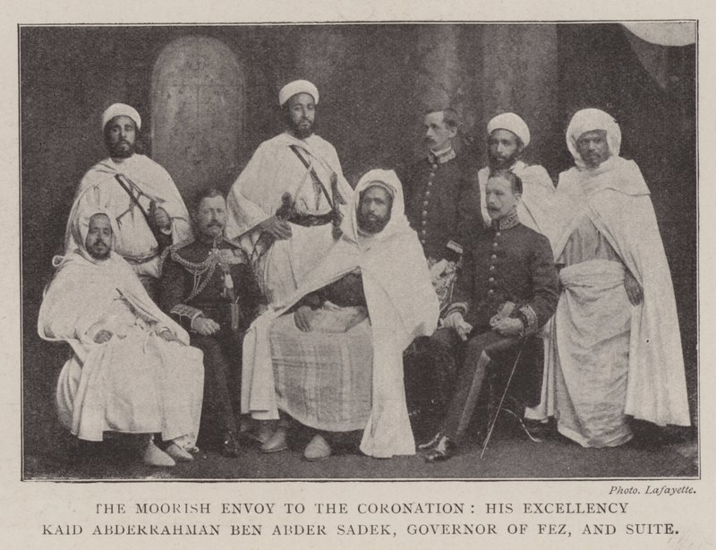 Mağribi Taç Giyme Elçisi, Ekselansları Kaid Abderrahman ben Abder Sadek, Fez Valisi ve Suite by English Photographer