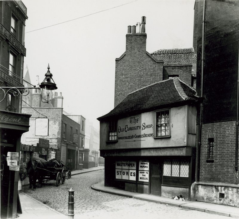 The Old Curiosity Shop, Portsmouth Caddesi, Lincolns Inn Fields, Londra by English Photographer