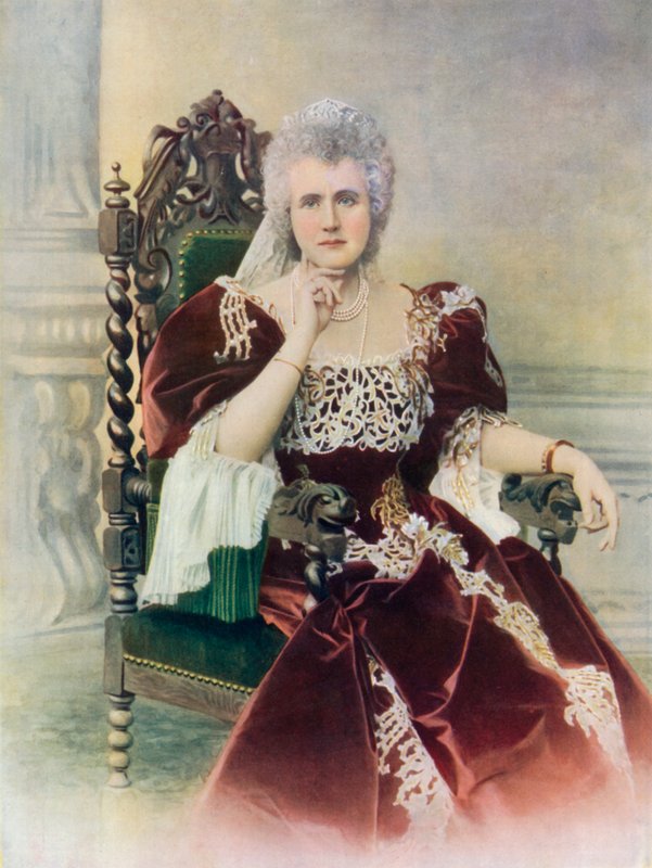 Romanya Kraliçesi by English Photographer