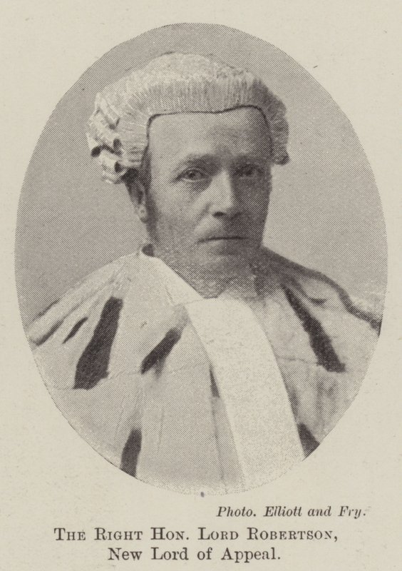 Çok Sayın Lord Robertson, Yeni Temyiz Lordu by English Photographer