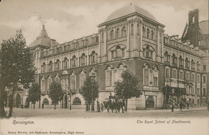 Kraliyet İğne İşi Okulu, Kensington, Londra by English Photographer