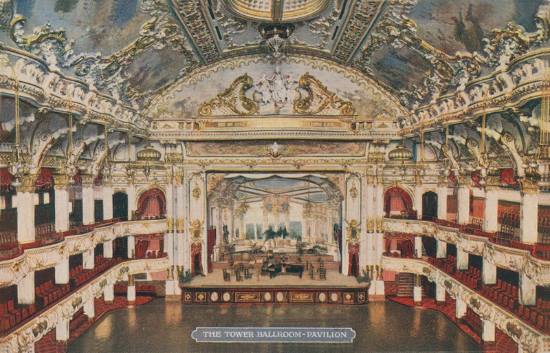 Kule Balo Salonu - Pavilion. 1913 yılında gönderilen kartpostal. by English Photographer