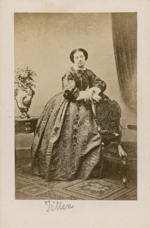 Theresa Titiens, şarkıcı by English Photographer