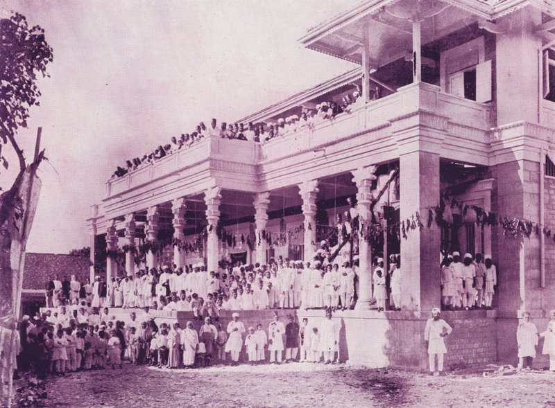 Udvara Ateş Tapınağı by English Photographer