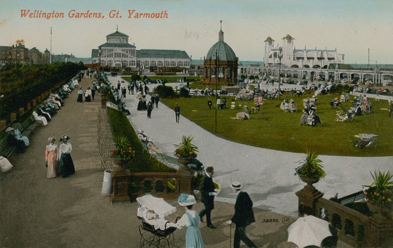Wellington Bahçeleri, Great Yarmouth. 1913 yılında gönderilen kartpostal. by English Photographer