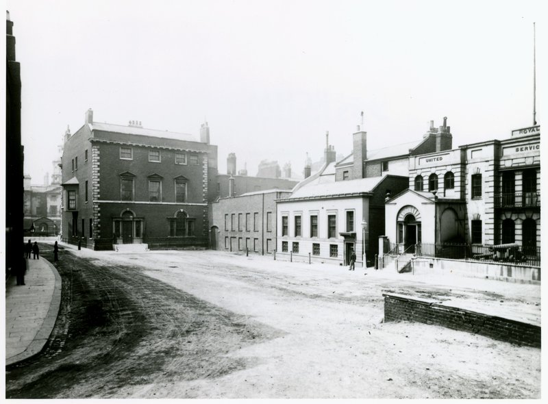 Whitehall Mahkemesi veya Yard, Vanbrugh Evi, 1898 yıkıldı by English Photographer