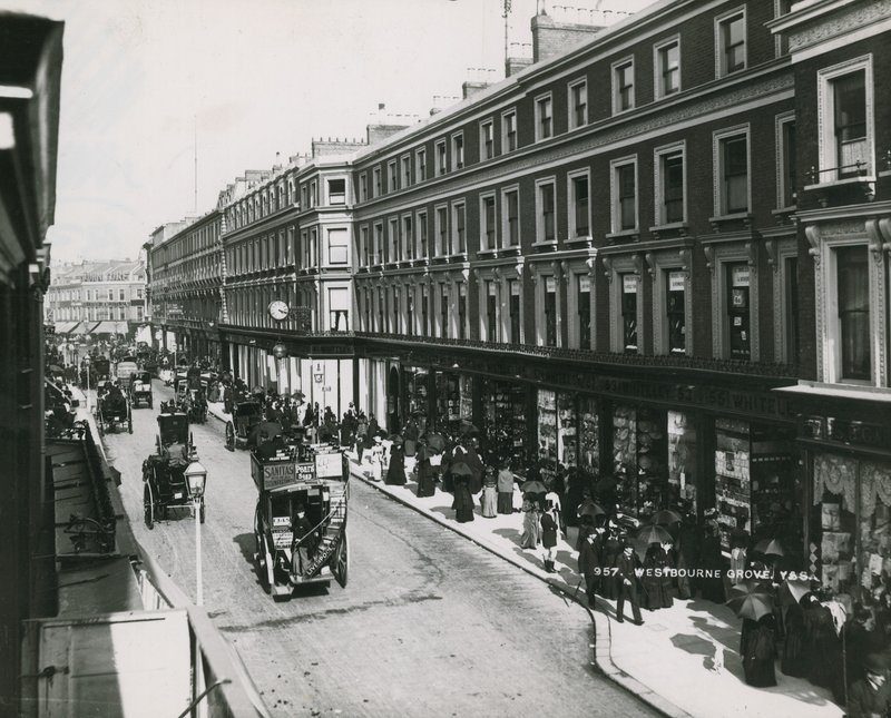 Whiteleys, Westbourne Grove, Londra by English Photographer