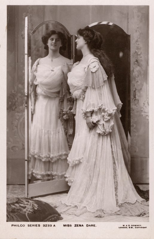 Zena Dare, İngiliz şarkıcı ve oyuncu (s/b fotoğraf) by English Photographer
