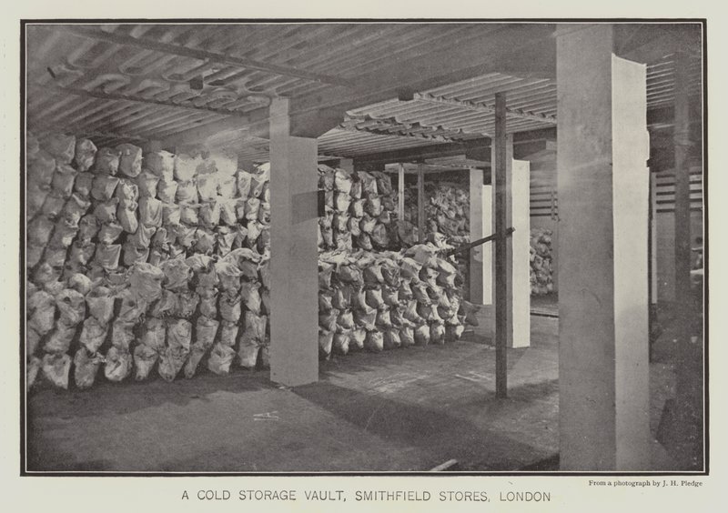 Bir soğuk hava deposu, Smithfield Mağazaları, Londra (b/w fotoğraf) by English School