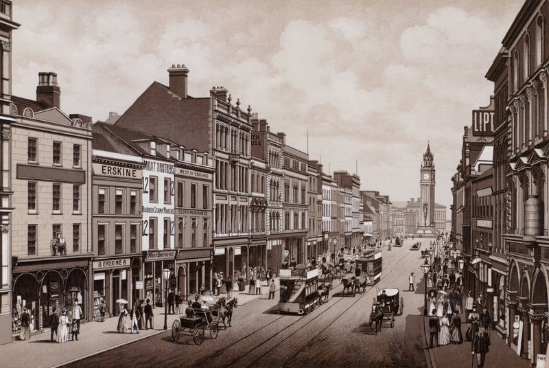 High Street, Belfast (taş) by English School