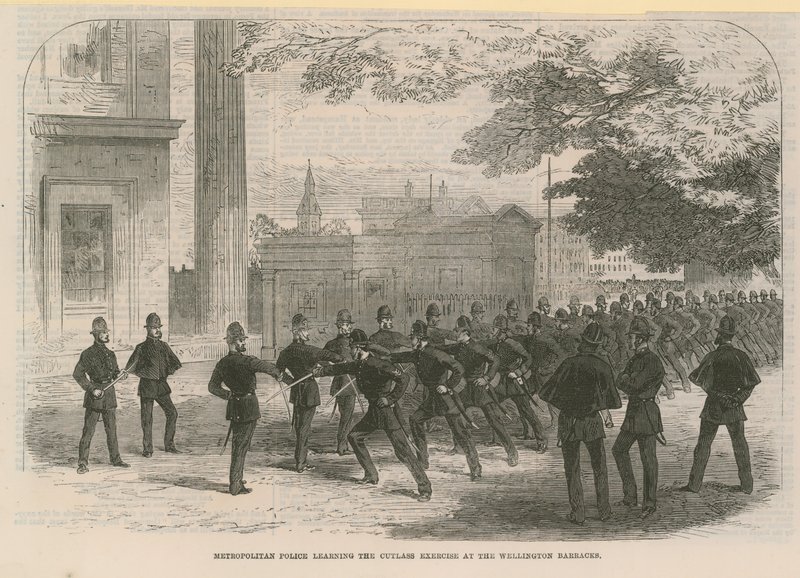 Metropolitan polisi pala egzersizini öğreniyor by English School