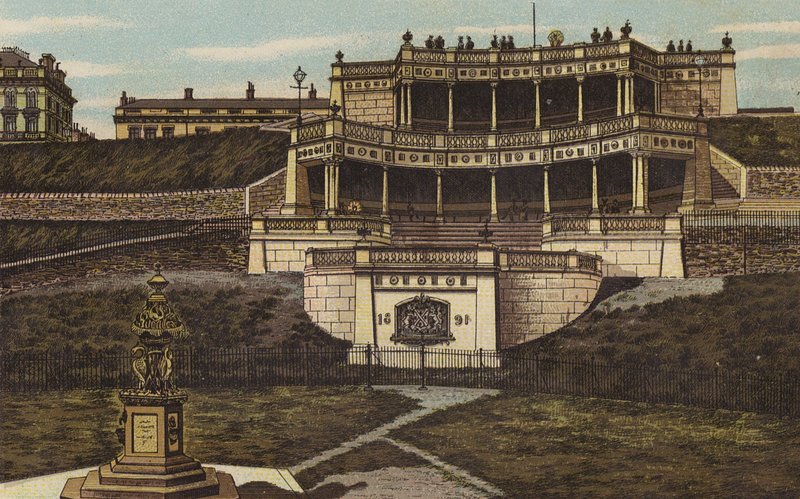 Plymouth: Çapadaki Sütunlu (renkli taş) by English School