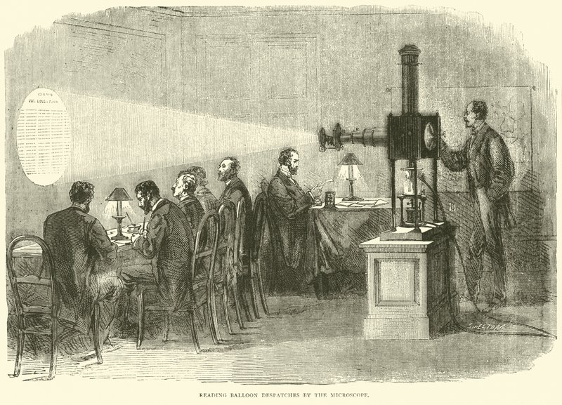 Mikroskop ile gönderilen balonların okunması, Ekim 1870 by English School