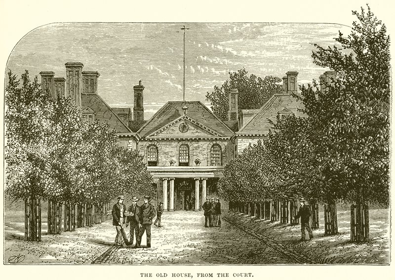 Mahkemeden Eski Ev, by English School