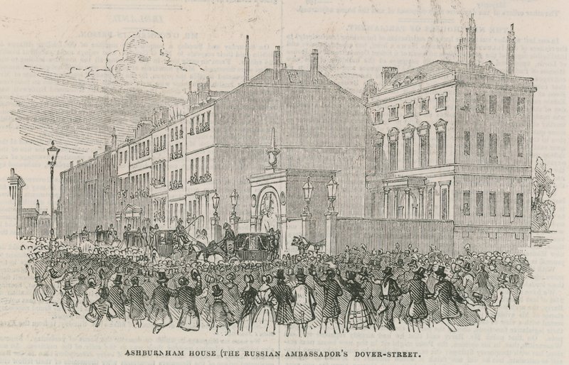Rus Büyükelçileri Evi; Ashburnham Evi, Dover Caddesi, Londra by English School