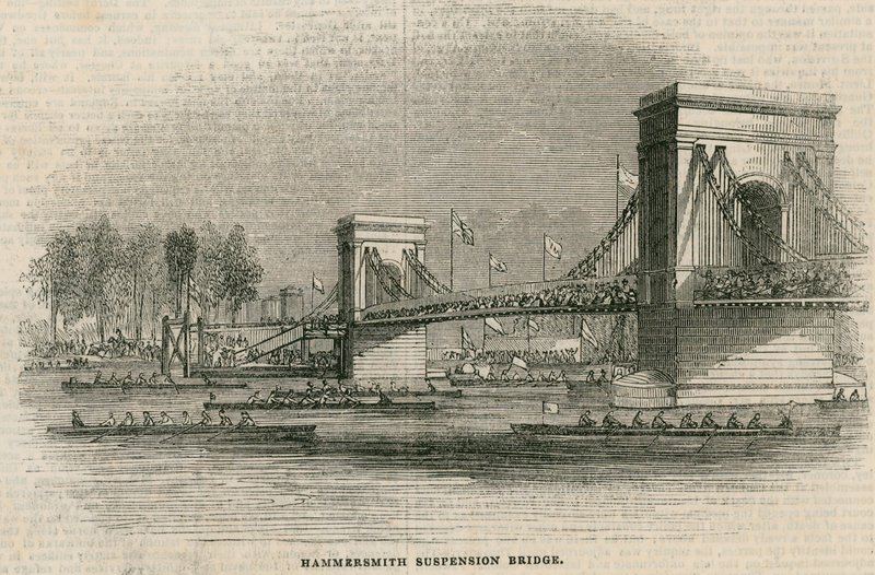 Thames Regatta, tekneler Hammersmith Köprüsü'nün altından geçmek üzere by English School