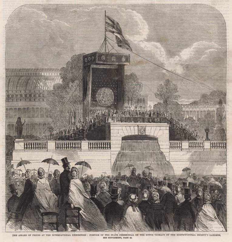 Uluslararası Sergide ödül töreni by English School