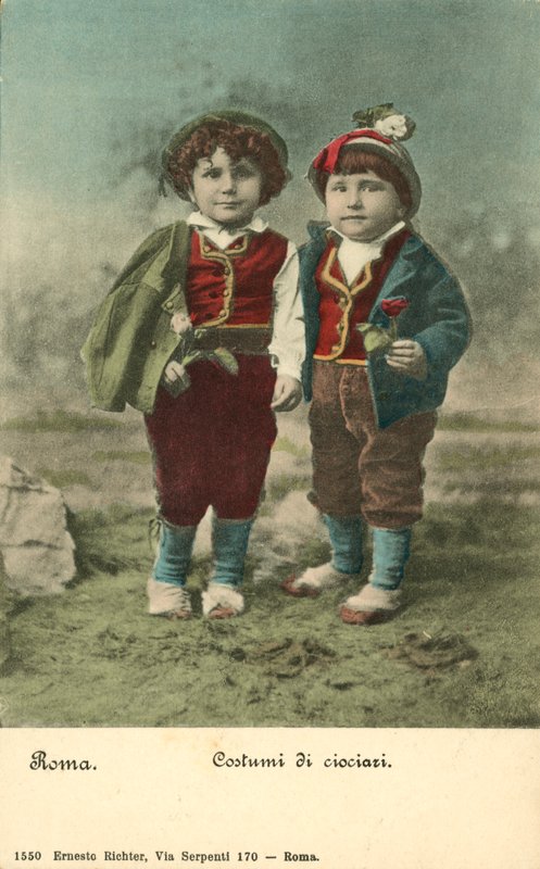 Ciociazi kostümleri (renkli fotoğraf) by Ernest Richter
