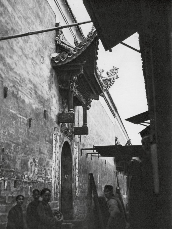  by Ernst Boerschmann