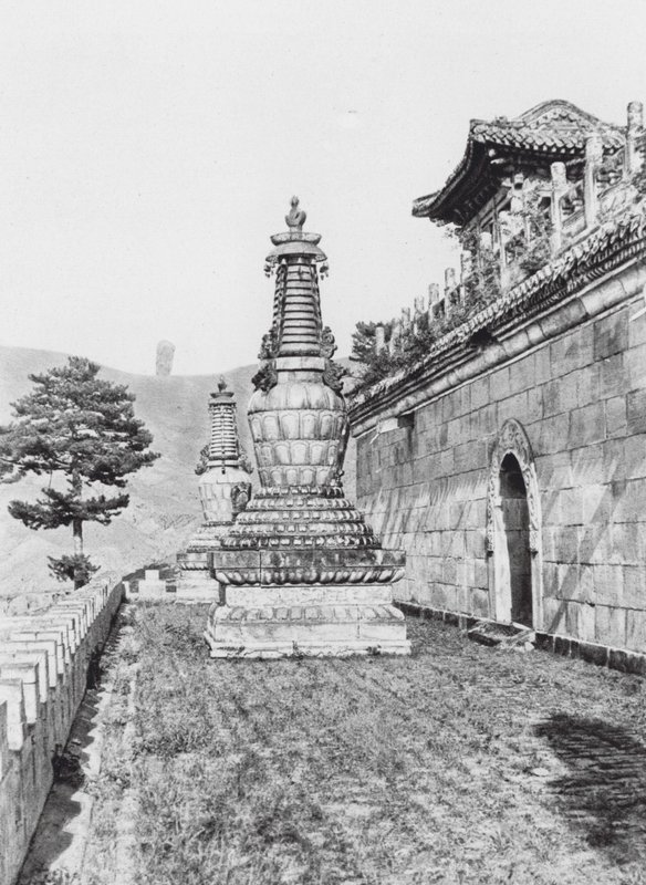  by Ernst Boerschmann
