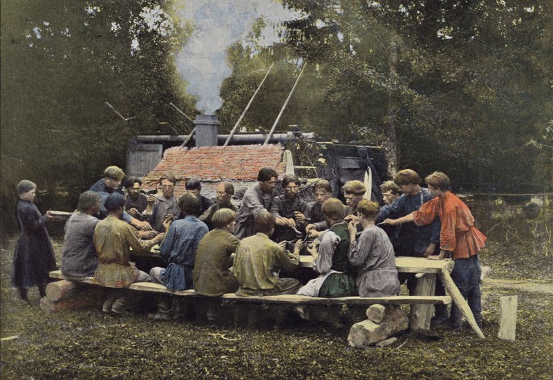 Köyde İşçi Kantini by European Photographer