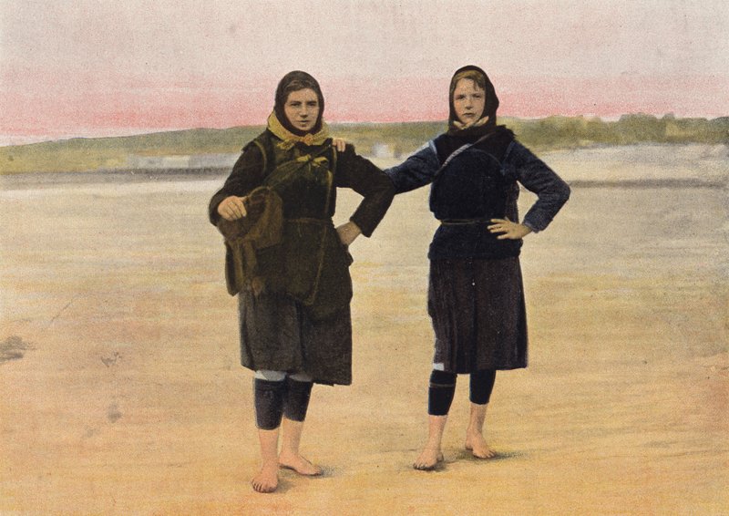 Balığa Giden Kadınlar by European Photographer