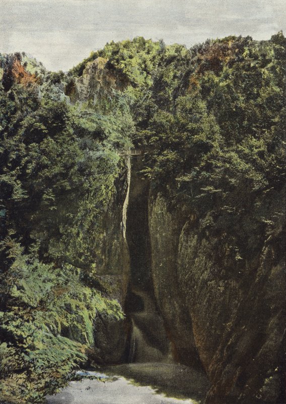 Saint-Canzian Mağaraları by European Photographer