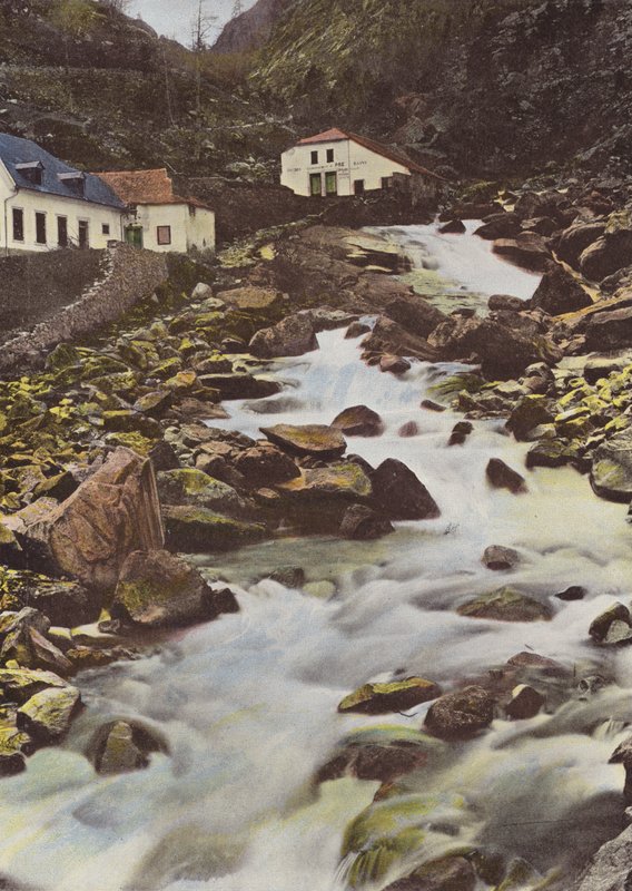 Cauterets, Petit-Saint-Sauveur şelalesi by European Photographer