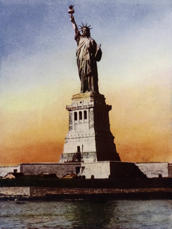 Özgürlük Heykeli, New York Limanı (fotoğraf) by European Photographer