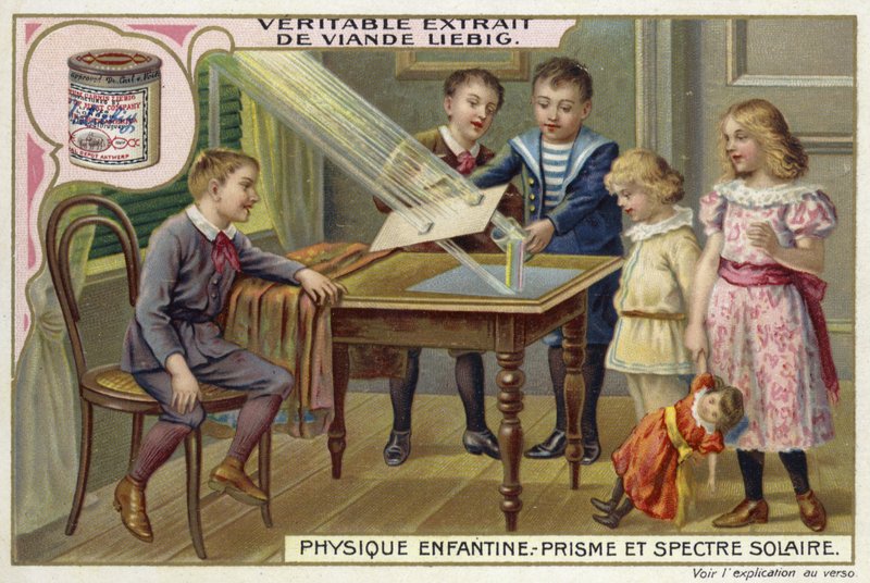 Güneş ışığının spektrumunu göstermek için bir prizma kullanma by European School