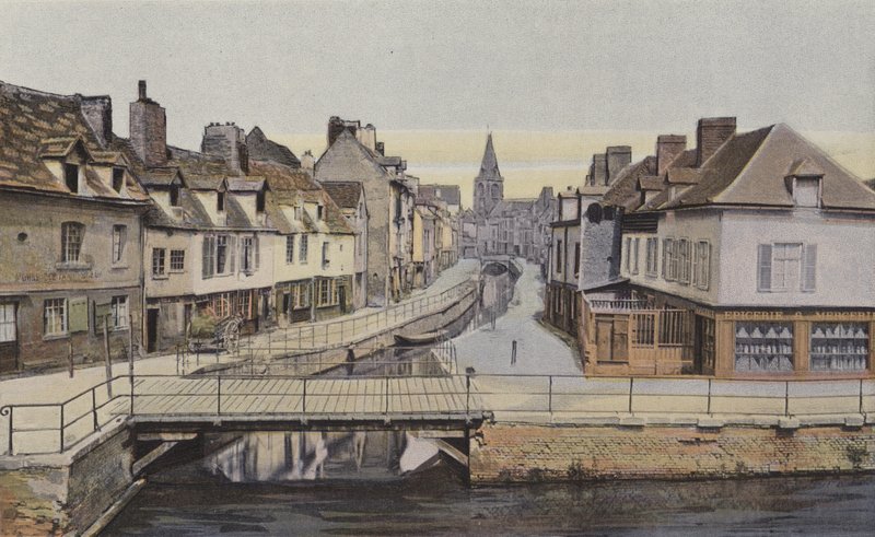 Amiens, Rue des Majots (eski Amiens) by French Photographer